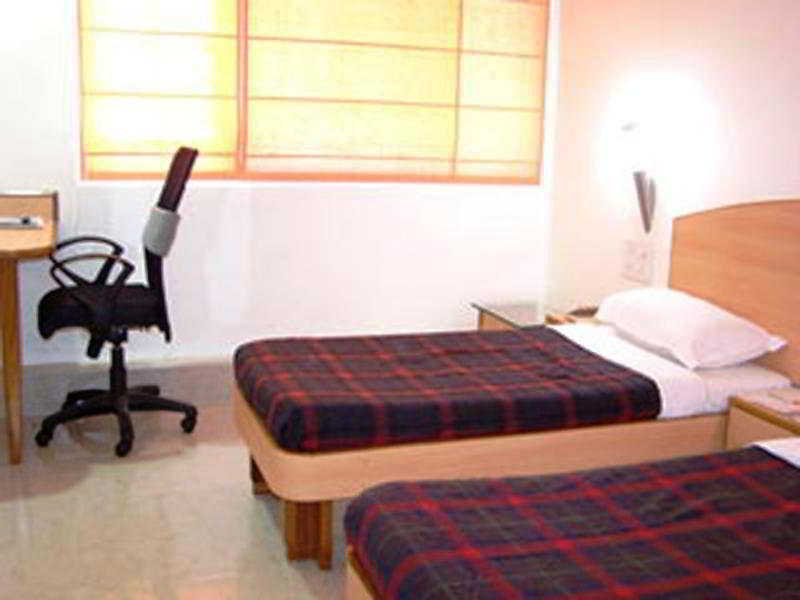 Hotel Chicago 阿穆达巴 外观 照片
